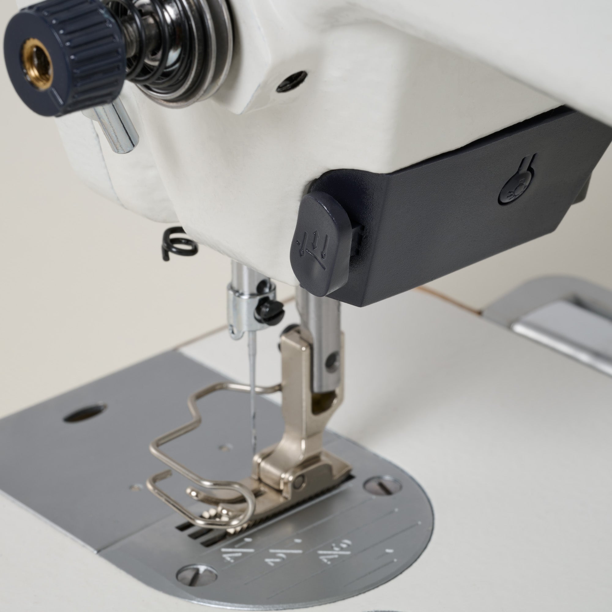 3520SD Direct Drive Single Needle Lockstitch Nähmaschine